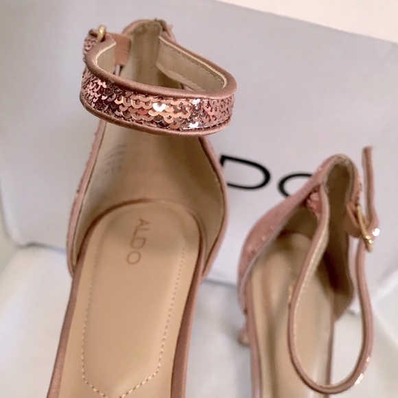 ALDO Heels - Picture 6 of 9